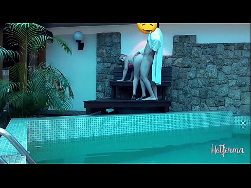 ❤️ Chefe convida criada para a piscina, mas não conseguiu resistir a um ️❌ Porno vídeo em nós pt.ladyxxxporno.ru